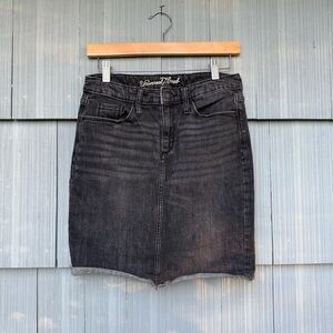Universal Thread Black Denim Skirt Raw Hem Cotton - 6